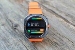 Best Smart Fitness Watches for Tracking health sensors